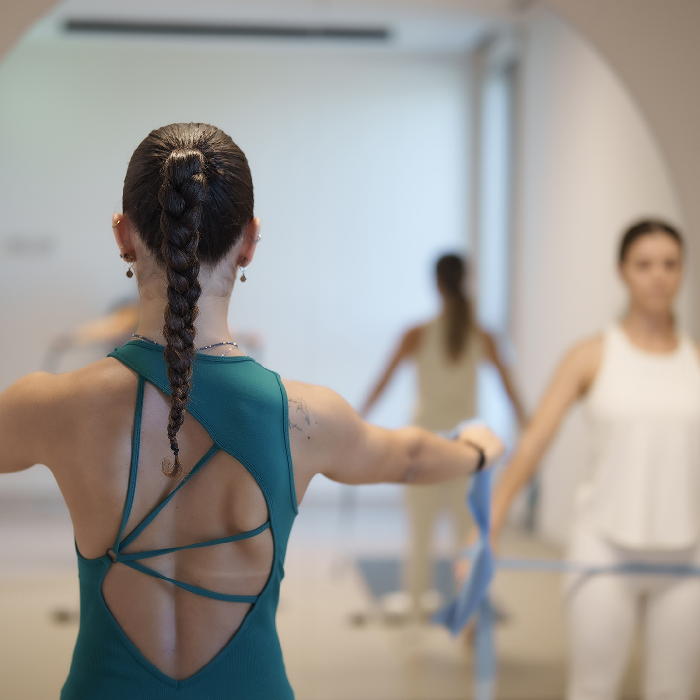 Fotografia da clínica Madrialli: Sala de Pilates Clínico