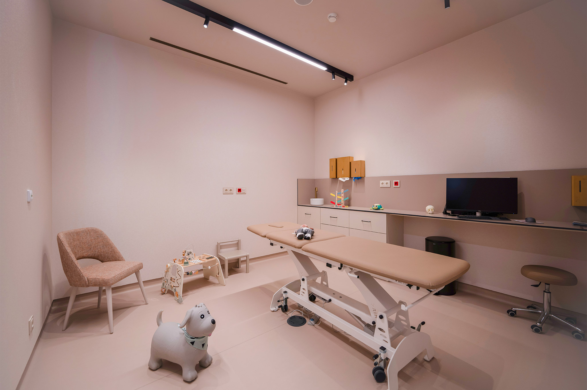 Fotografia da clínica Madrialli: Sala de Terapia Pediátrica